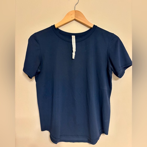 Lululemon Athletica Navy Short Sleeve Tee - Picture 1 of 2